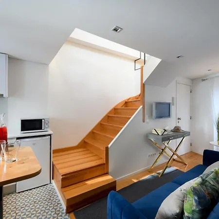 Alfama Yellow House 아파트