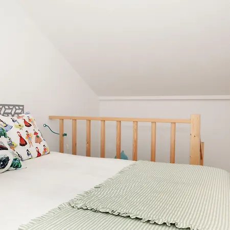 Lejlighed Alfama Yellow House