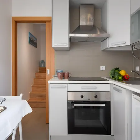 Apartamento Alfama Yellow House