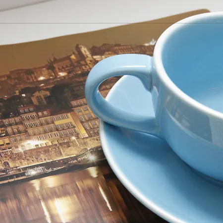 Alfama Yellow House *