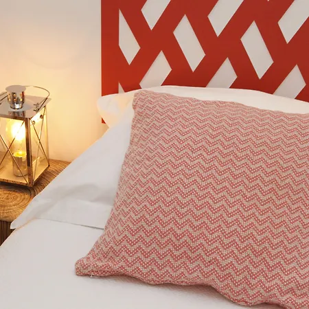 Alfama Yellow House Lisboa