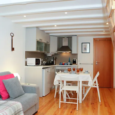 Alfama Yellow House Apartment Lisbon