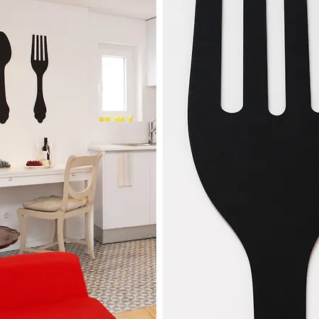 Alfama Yellow House Apartment