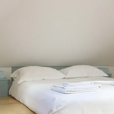 Apartment Alfama Yellow House