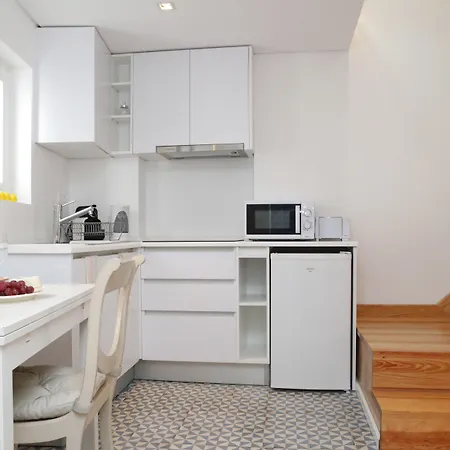 Alfama Yellow House Apartment Lisbon