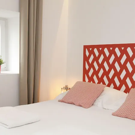 Apartment Alfama Yellow House